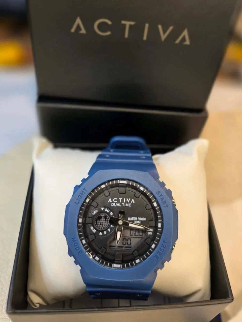 Activa Sonar X Invicta / Unisex Activewear Watch / Unisex / NWT